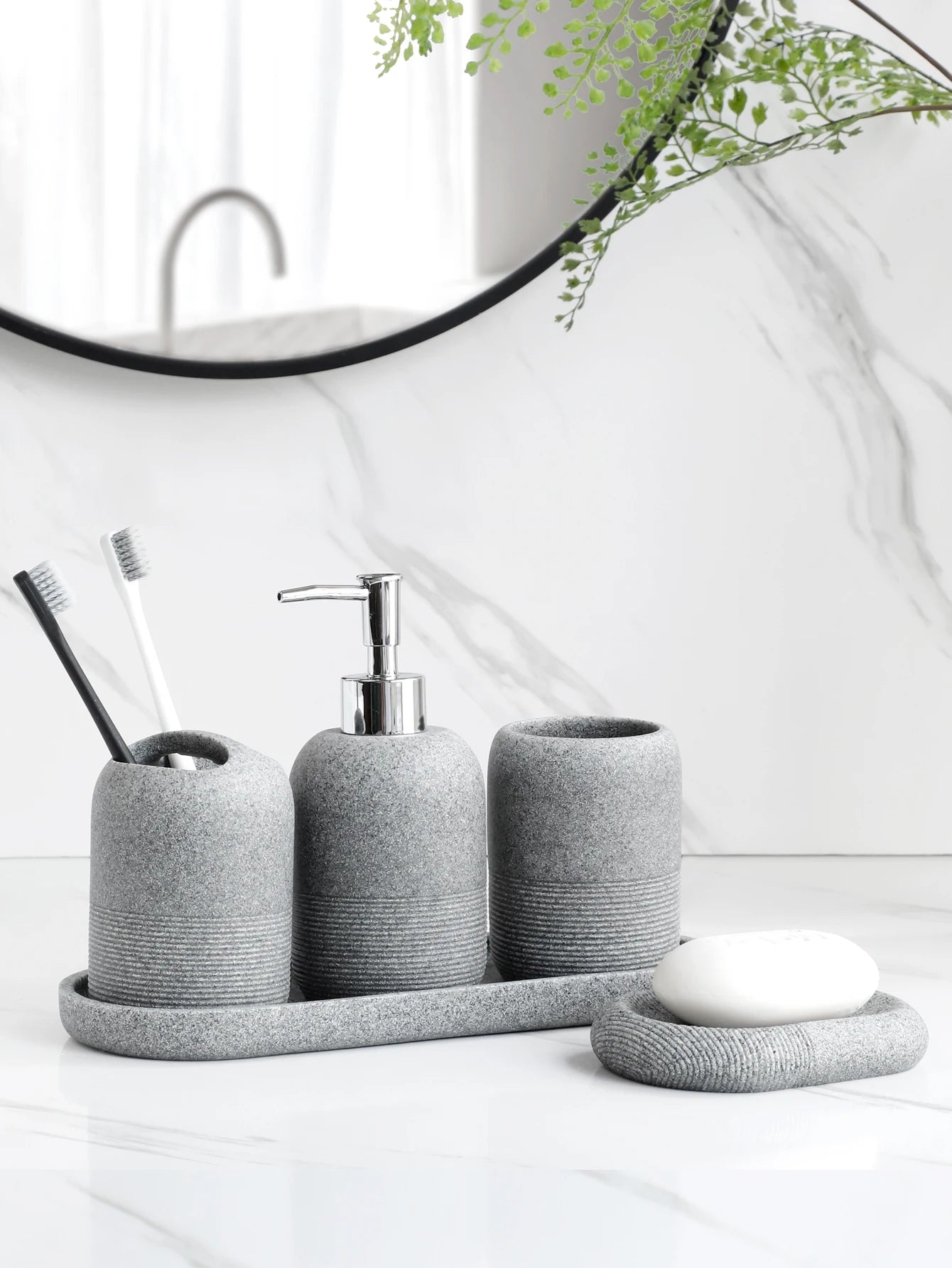 Abigail 5-Piece Bathroom Set
