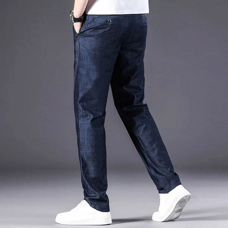 Colton Straight Fit Jeans