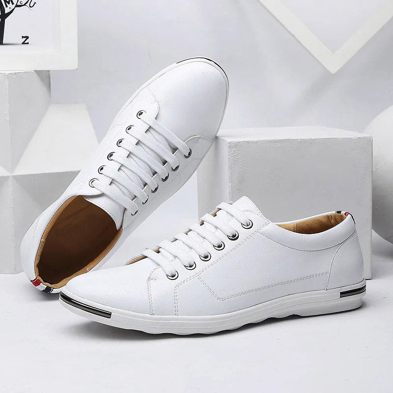 Wayne Low Top Sneaker