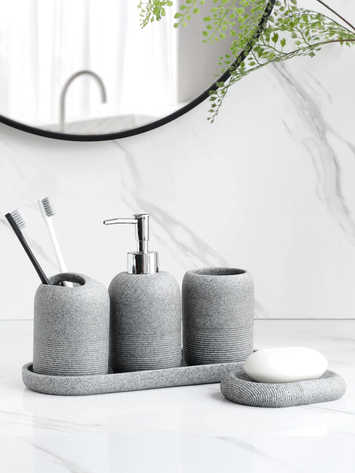 Abigail 5-Piece Bathroom Set
