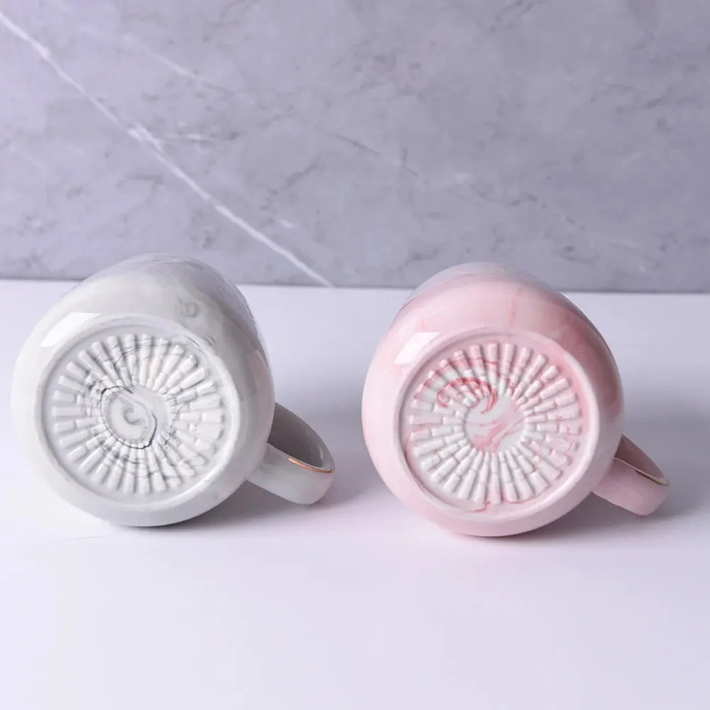 Marbled Stoneware Mug with Gold Trim