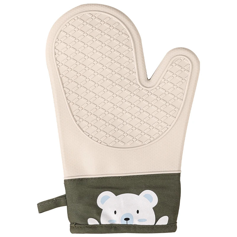Bear-y Handy Oven Mitt Set