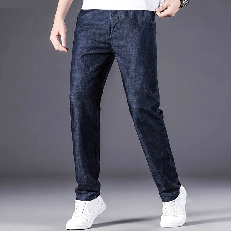 Colton Straight Fit Jeans