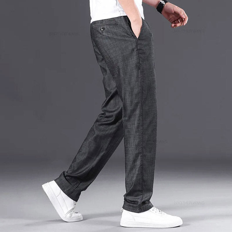 Colton Straight Fit Jeans