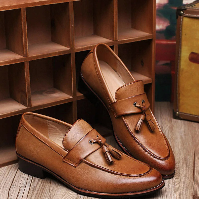 Vivaldo Leather Tassel Loafer