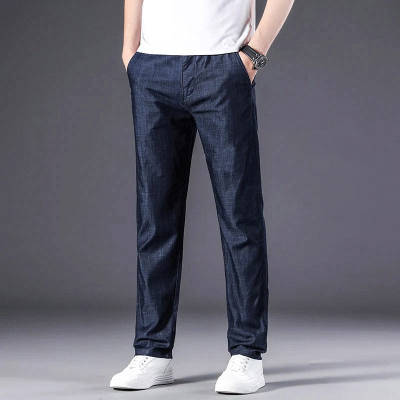 Colton Straight Fit Jeans