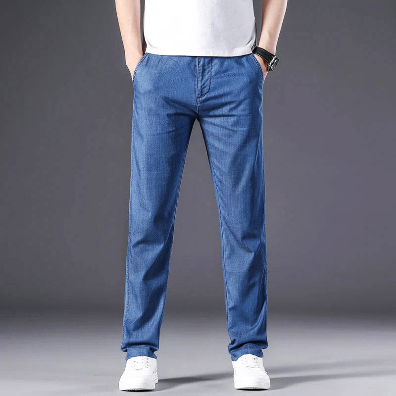 Colton Straight Fit Jeans