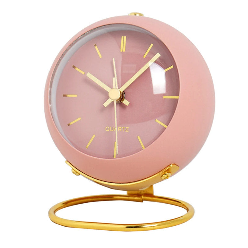 Classic Quartz Table Clock